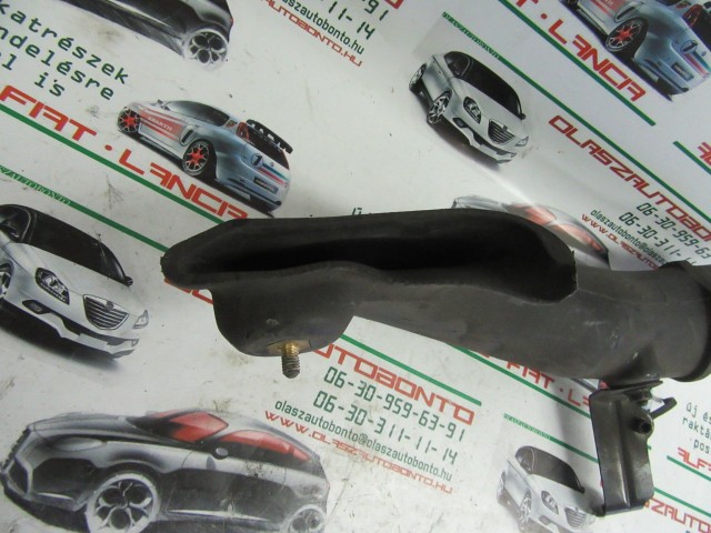 Fiat Doblo II. 1,3 Jtd , 55198906 számú levegőcső