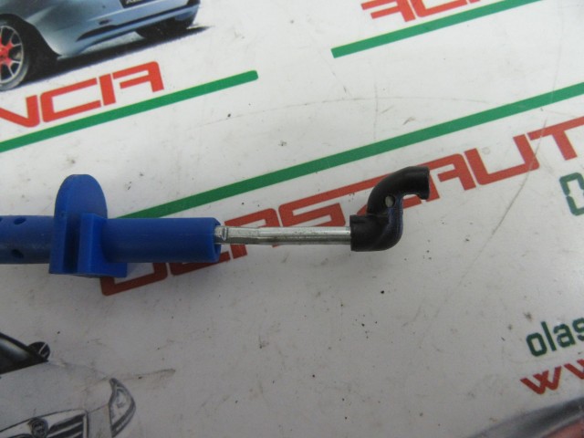 Fiat Doblo III. bal első zár bowden