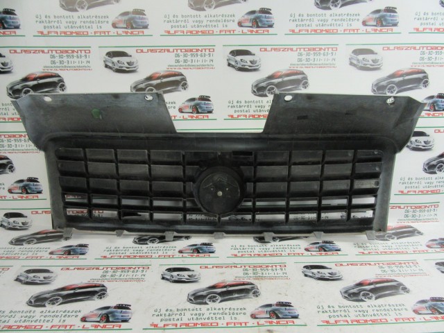 Fiat Doblo II. 735395576 számú díszrács