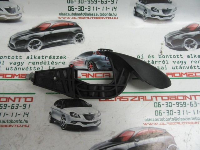 Fiat Idea motorháztető nyitó kar