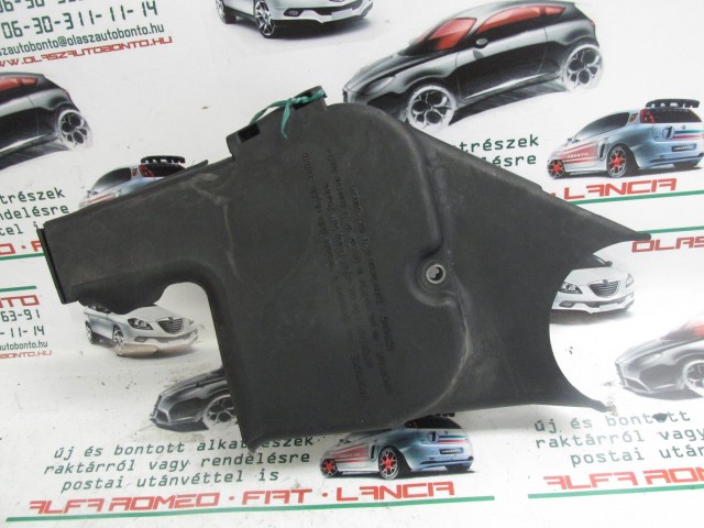 Fiat Punto II. 46526825 számú vezérmű burkolat
