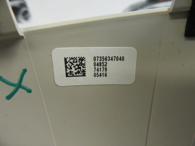 Fiat 500 735634704 számú kilóméter óra körülötti burkolat