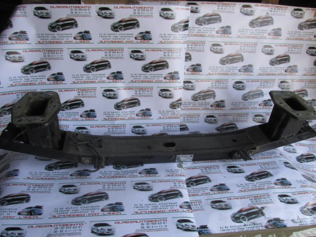 Lancia Thesis első nyúlványösszekötő