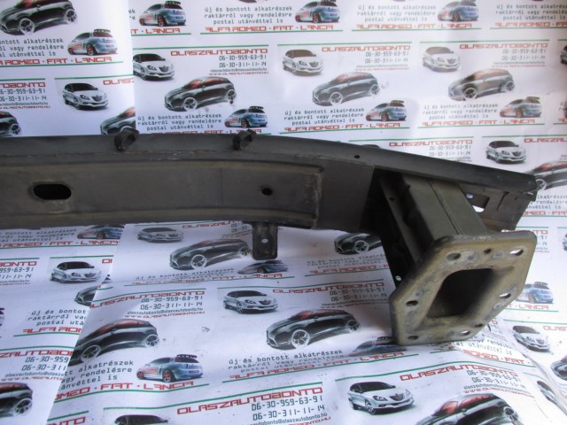 Lancia Thesis első nyúlványösszekötő