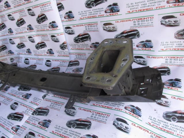 Lancia Thesis első nyúlványösszekötő