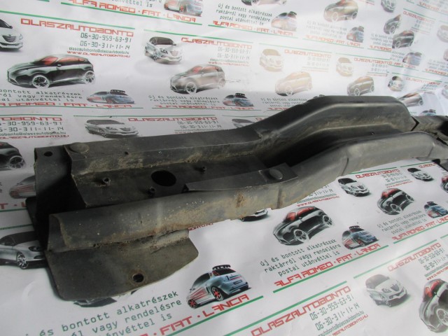 Fiat Stilo 5a hátsó nyúlványösszekötő