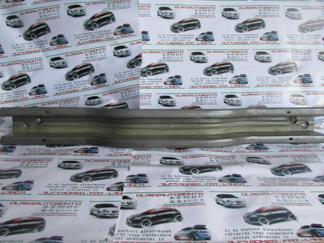 Alfa Romeo 159 hátsó nyúlványösszekötő