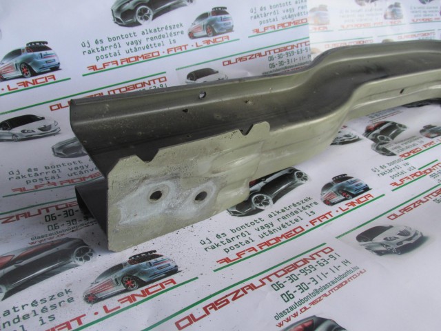 Alfa Romeo 159 hátsó nyúlványösszekötő