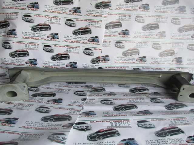 Lancia Musa  hátsó nyúlványösszekötő