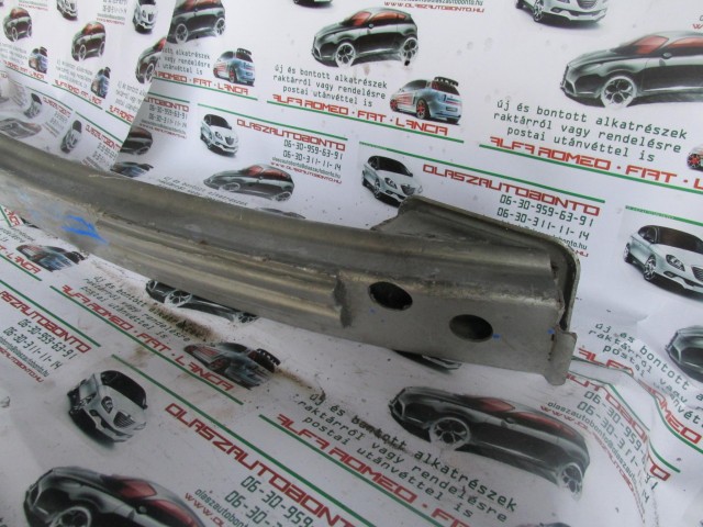 Alfa Romeo Brera hátsó nyúlványösszekötő