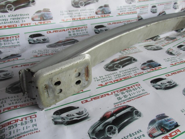 Alfa Romeo Brera hátsó nyúlványösszekötő