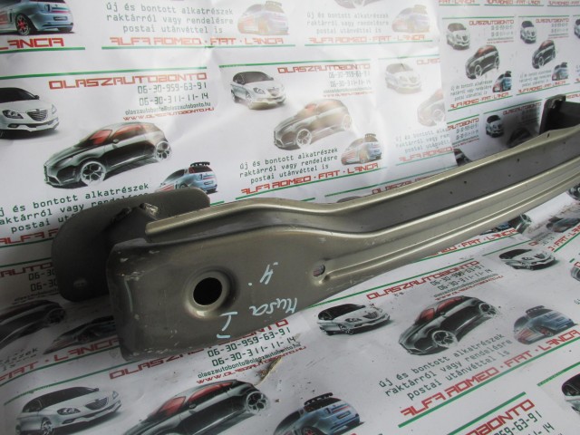 Lancia Musa hátsó nyúlványösszekötő