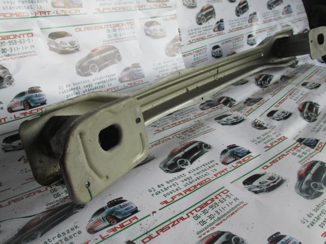 Fiat Idea hátsó nyúlványösszekötő