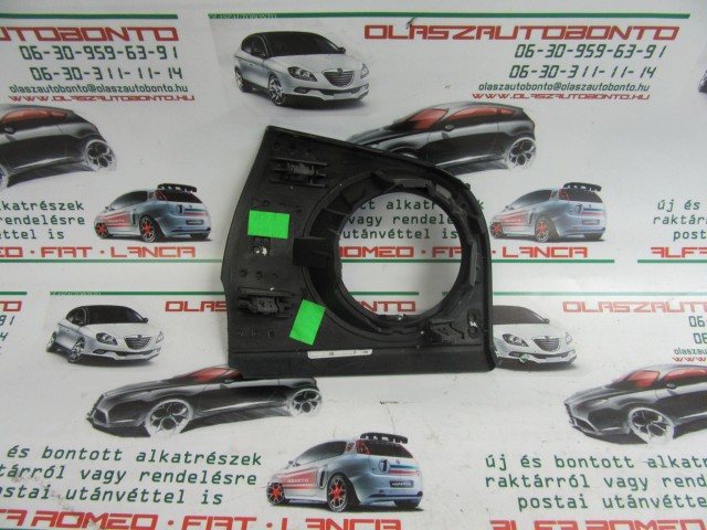 Fiat 500 bal oldali műszerfalpárna betét