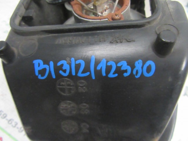12380 Bravo/Brava 88201557 számú, bal első lámpa a képen látható sérüléssel