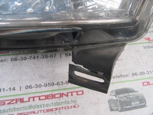 Fiat Stilo 3 ajtós, 467588460 számú, bal első lámpa a képen látható sérülés