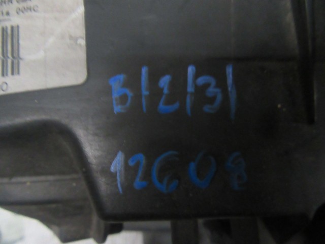 Fiat Multipla II. 51747604 számú, jobb első lámpa a képen látható sérüléssel