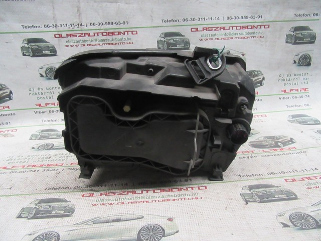 Fiat Panda II. 41690748 számú, bal első lámpa a képen látható sérüléssel