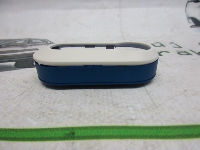 Fiat 500 gyári új, kék-fehér színű kulcsház 50927693