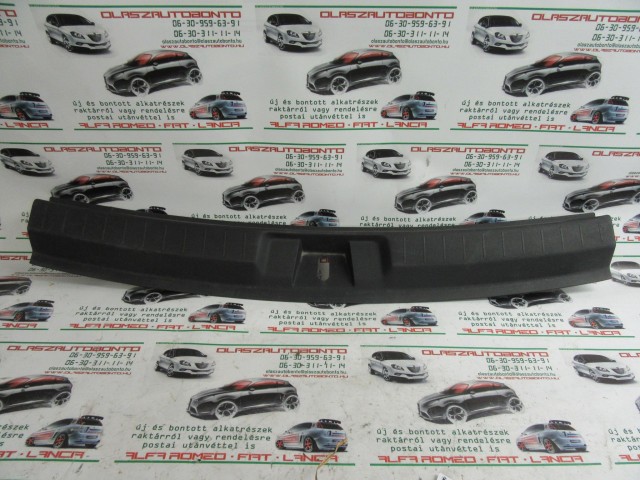 Fiat Freemont 1BE73TRMAB/0000921137 számú hátfalkárpit