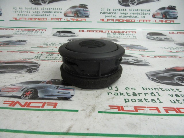 Fiat Qubo 735460869 számú levegő beömlő