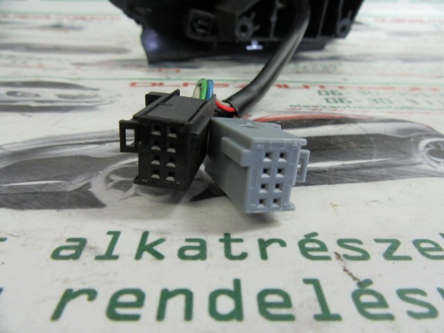 25330 Alfa Romeo Giulietta króm, jobb oldali visszapillantó tükör a képen látható sérüléssel