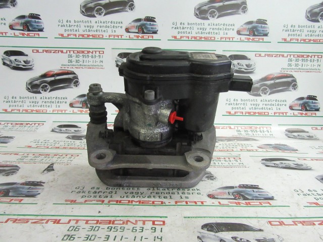 Fiat 500X 52029649 számú, jobb hátsó féknyereg