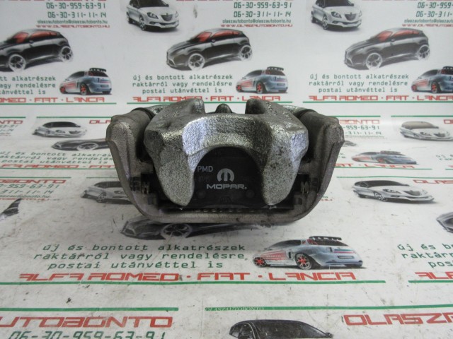 Fiat 500X 52029649 számú, jobb hátsó féknyereg