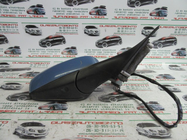 Alfa Romeo 159 kék színű, elektromos, jobb oldali tükör