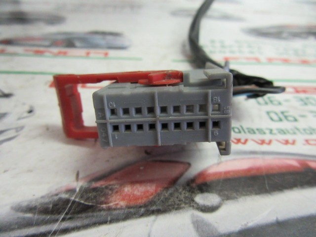 Alfa Romeo 159 kék színű, elektromos, jobb oldali tükör