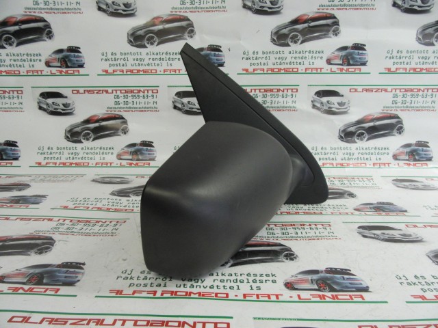 Alfa Romeo 146 matt fekete színű, manual , jobb oldali tükör