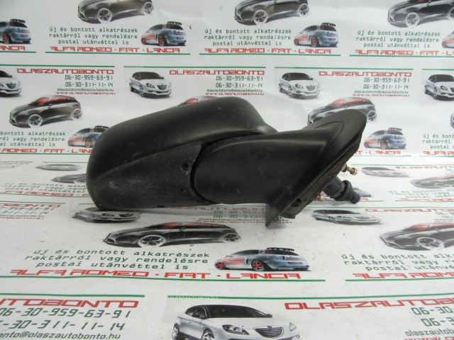 Alfa Romeo 146 matt fekete színű, manual , jobb oldali tükör