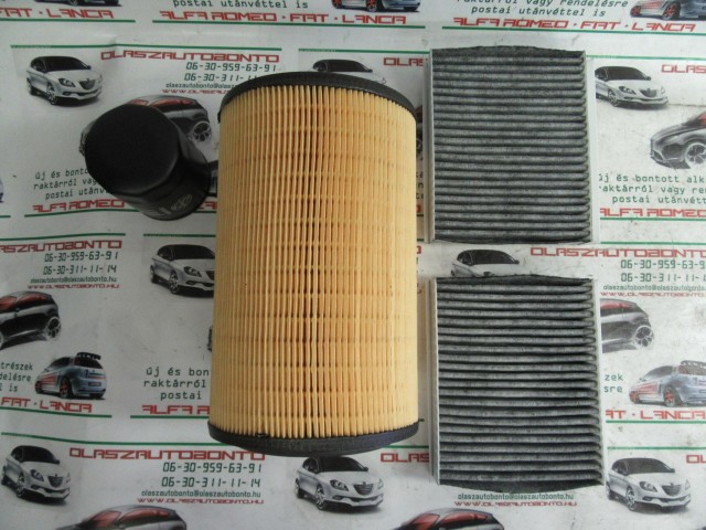 Alfa Romeo 147 GTA 3,2 benzin v6, gyári új szűrő szett 71765195