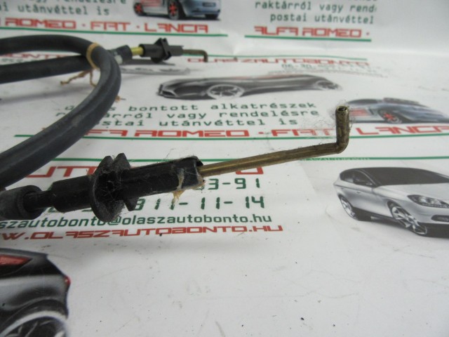 Fiat Doblo I. jobb hátsó toló ajtó zárszekezet-belső kilincs közötti bowden