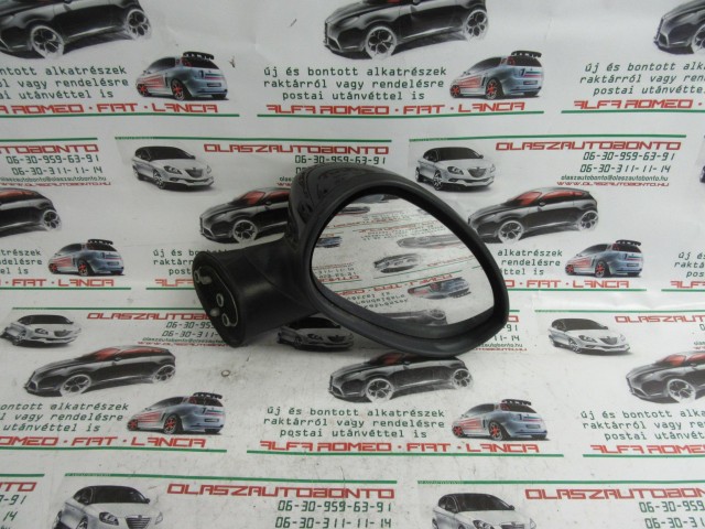 Fiat Grande Punto/Punto Evo fekete színű, elektromos, jobb oldali tükör a képen látható sérüléssel