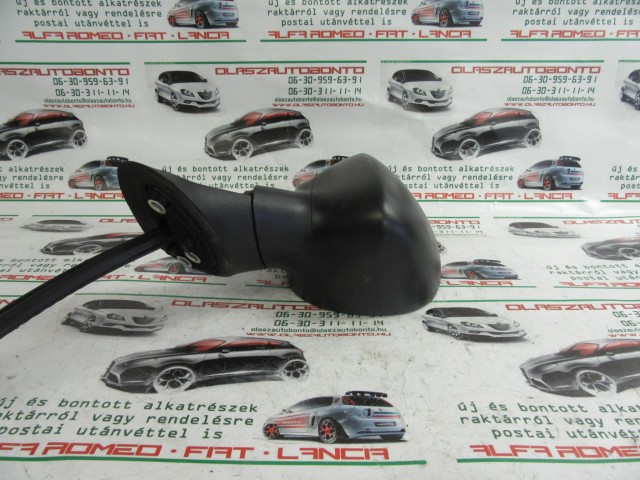 Fiat Linea matt fekete színű,manual, jobb  oldali tükör 