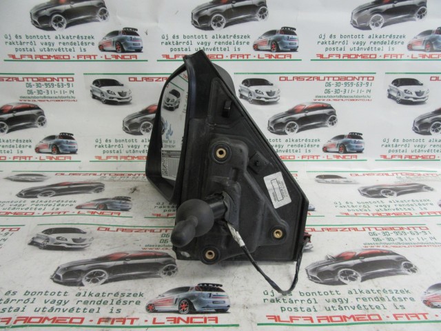 Fiat Doblo III. ezüst színű, manual, bal oldali tükör Sérült!!