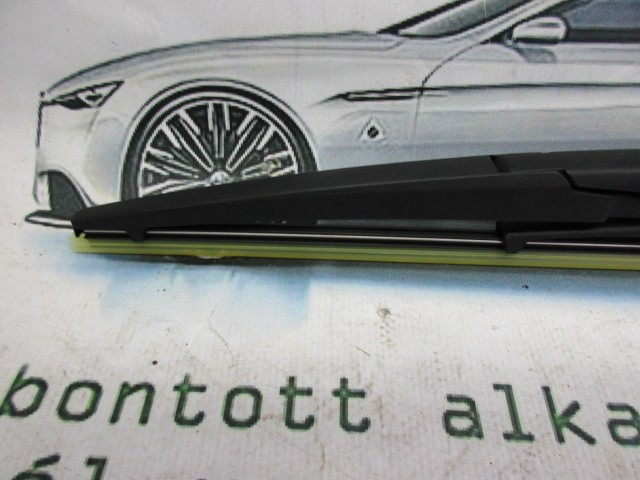 Fiat Freemont után gyártott új, hátsó ablaktörlő lapát