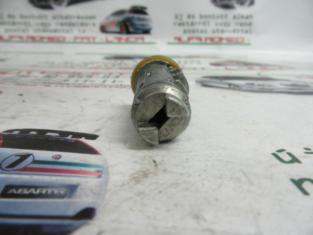 Fiat Panda III. bal oldali zárbetét