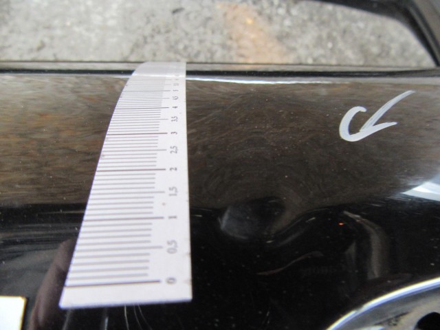 28158 Alfa Romeo 159 sedan, fekete színű,bal hátsó ajtó a képen látható sérüléssel 50510503