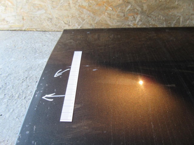 28163 Alfa Romeo 159 szürke színű, bal első ajtó a képen látható sérüléssel 50510490