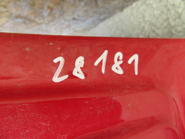 28181 Alfa Romeo 159 kombi piros színű, jobb hátsó ajtó 50510371