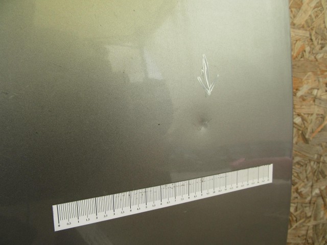 28201 Alfa Romeo 159  szürke színű, jobb első ajtó a képen látható sérüléssel