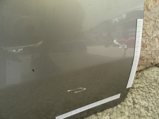 28201 Alfa Romeo 159  szürke színű, jobb első ajtó a képen látható sérüléssel