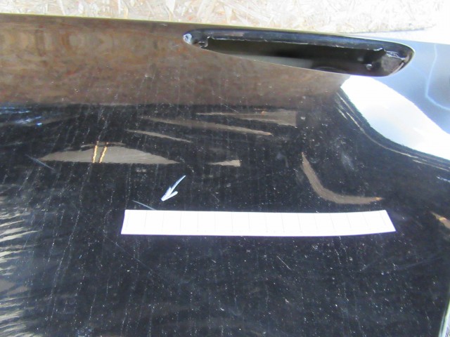 28215 Alfa Romeo 159 sedan fekete színű, bal hátsó ajtó a képen látható sérüléssel 50510503