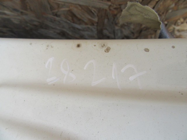 28217 Alfa Romeo 159 sedan fehér színű, bal hátsó ajtó 50510503