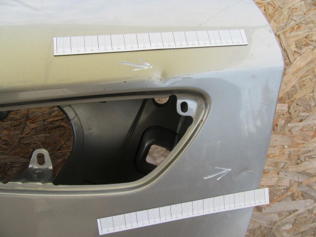 28222 Alfa Romeo 159 kombi szürke színű, bal hátsó ajtó a képen látható sérüléssel 50510509