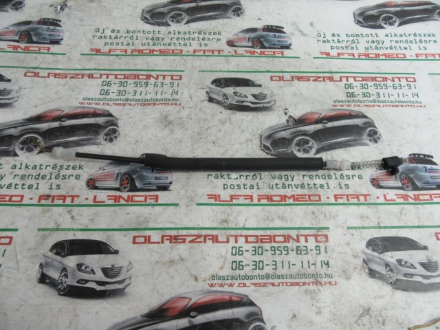 Alfa Romeo 159 bal első ajtózár-külső kilincs közötti bowden