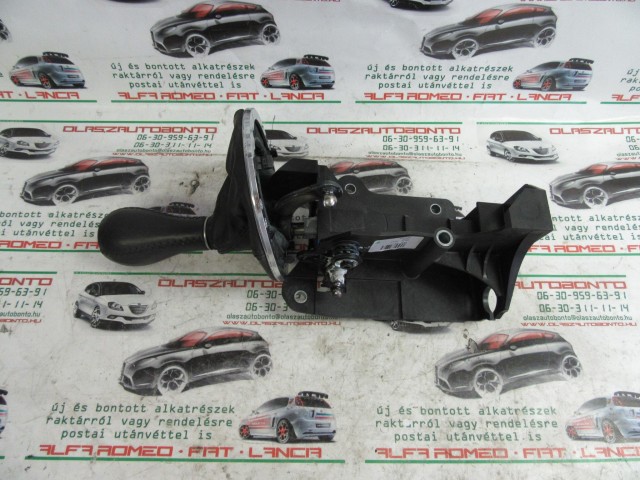 Abarth 500 váltókulissza 46314337