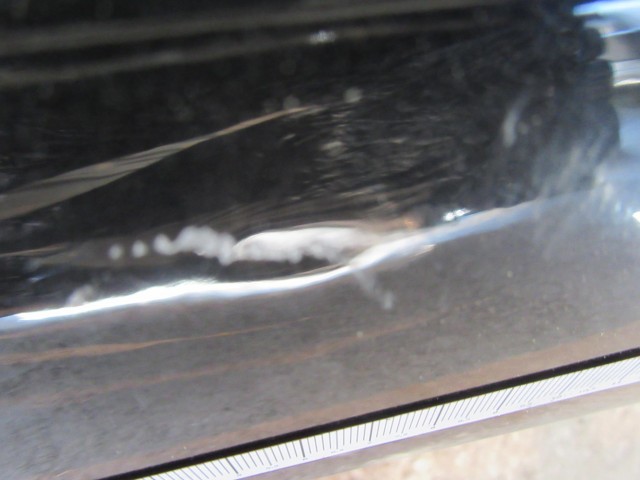 Ajtó18896 Fiat Grande Punto/Punto Evo 3 ajtós,fekete színű,jobb oldali ajtó, a képen látható sérüléssel